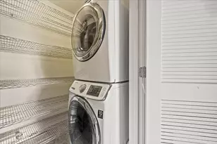 1738 Chicago Ave, Evanston, IL 60201 - Photo 18