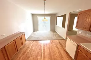 21531 Wolf Lake Way, Crest Hill, IL 60403 - Photo 14