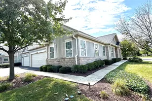 21531 Wolf Lake Way, Crest Hill, IL 60403 - Photo 2