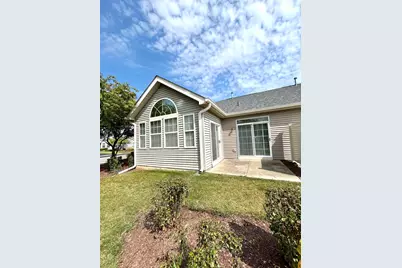 21531 Wolf Lake Way, Crest Hill, IL 60403 - Photo 16