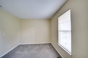 3147 Saganashkee Ln, Naperville, IL 60564 - Photo 10