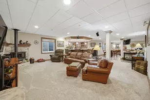 202 Dutch St, Sandwich, IL 60548 - Photo 28