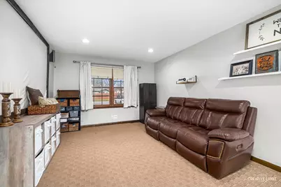 105 Wilson Place, Oswego, IL 60543 - Photo 18