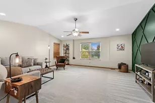 1242 Courtland Cir, Plainfield, IL 60586 - Photo 10