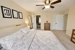 232 Whitewood Dr, Streamwood, IL 60107 - Photo 8