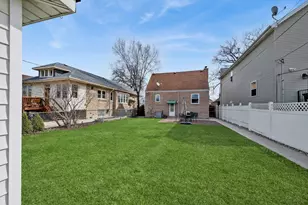 1318 Highland Ave, Berwyn, IL 60402 - Photo 20