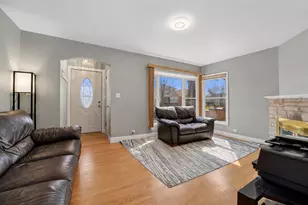 1318 Highland Ave, Berwyn, IL 60402 - Photo 4