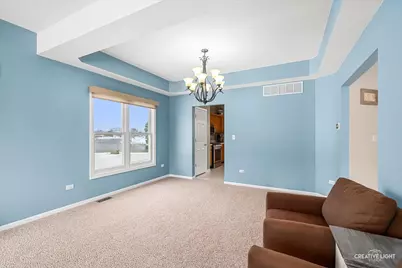 1811 Brockway Pond Court, Joliet, IL 60431 - Photo 6