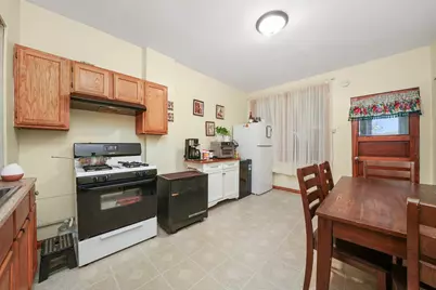 [Address not provided], Chicago, IL 60618 - Photo 32