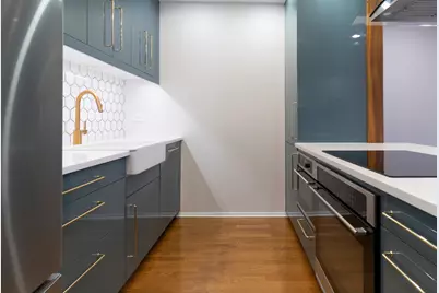 680 N Lake Shore Drive #1109, Chicago, IL 60611 - Photo 6