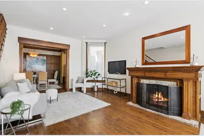 968 W Cuyler Avenue, Chicago, IL 60613 - Photo 2