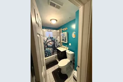 2252 S Sacramento Avenue, Chicago, IL 60623 - Photo 4