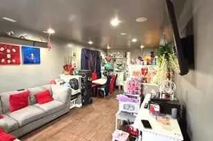 2252 S Sacramento Ave, Chicago, IL 60623 - Photo 6