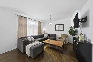 5244 W Hanson Ave, Chicago, IL 60639 - Photo 10