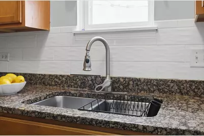 5244 W Hanson Avenue, Chicago, IL 60639 - Photo 22