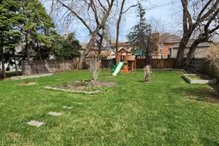 1831 S Cumberland Ave, Park Ridge, IL 60068 - Photo 18