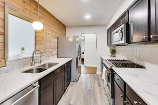 9309 S Lawndale Ave, Evergreen Park, IL 60805 - Photo 10