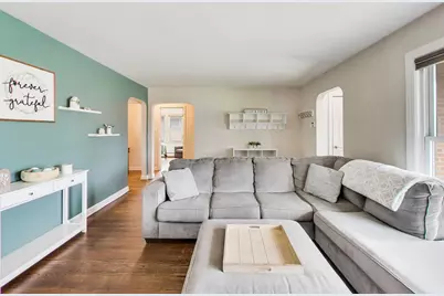 9309 S Lawndale Avenue, Evergreen Park, IL 60805 - Photo 6