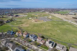 223 Ashcroft Ln, Oswego, IL 60543 - Photo 32