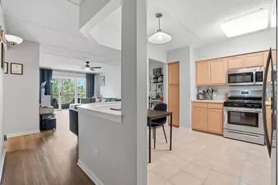 5055 Madison Street #402, Skokie, IL 60077 - Photo 6