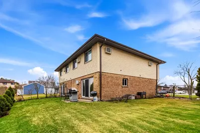 659 Terry Court, Roselle, IL 60172 - Photo 24