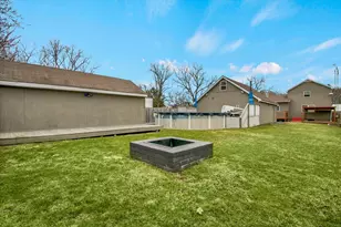 6393 Chicago Rd, Yorkville, IL 60560 - Photo 32