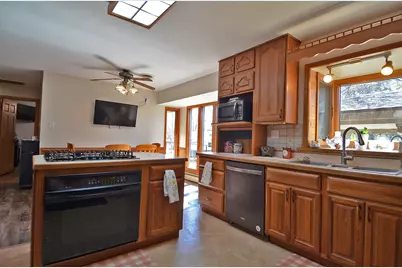1508 N 1329th Road, Streator, IL 61364 - Photo 8