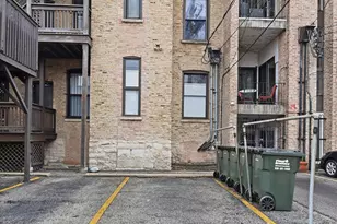 1760 N Wells St, Chicago, IL 60614 - Photo 40