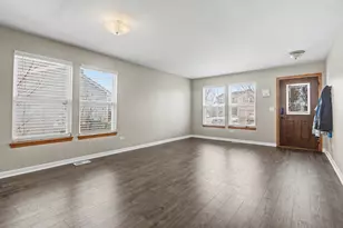 25355 Shannon Dr, Manhattan, IL 60442 - Photo 4