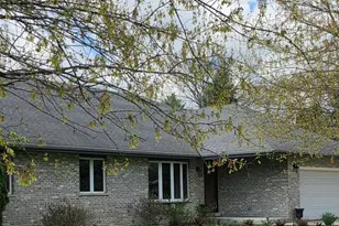4422 Center Ave, Lisle, IL 60532 - Photo 2