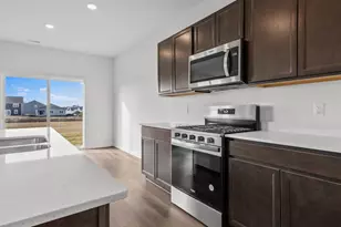 2277 Cobble Spgs Dr, Wonder Lake, IL 60097 - Photo 6