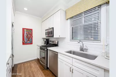 2500 N Seminary Avenue #3W, Chicago, IL 60614 - Photo 10