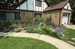 1906 W Greendale Ave, Park Ridge, IL 60068 - Photo 1