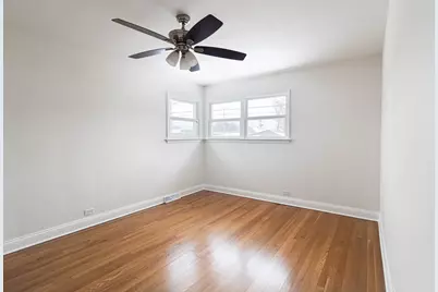 8735 Hamlin Avenue, Skokie, IL 60076 - Photo 14