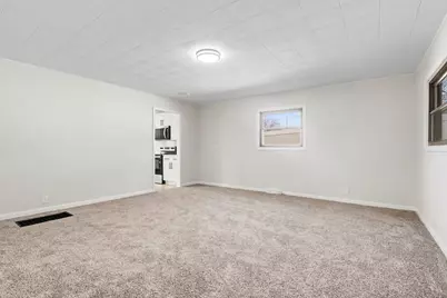 629 Thornton Street, Lockport, IL 60441 - Photo 4