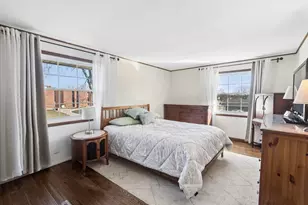 828 Harwich Ln, Schaumburg, IL 60194 - Photo 16