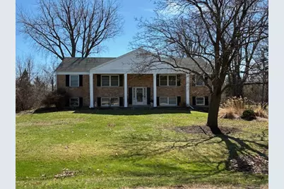 16W567 Hillside Lane, Willowbrook, IL 60527 - Photo 1