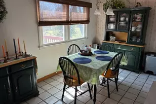 16W567 Hillside Ln, Willowbrook, IL 60527 - Photo 4