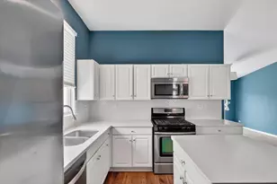 1161 Hawthorne Ln, Elk Grove Village, IL 60007 - Photo 12