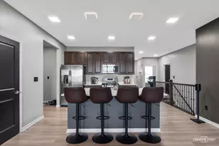 1320 Hawk Hollow Dr, Yorkville, IL 60560 - Photo 10