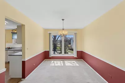 465 W Newport Road, Hoffman Estates, IL 60169 - Photo 4