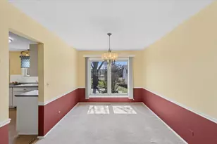 465 W Newport Rd, Hoffman Estates, IL 60169 - Photo 4