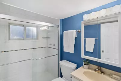 465 W Newport Road, Hoffman Estates, IL 60169 - Photo 14