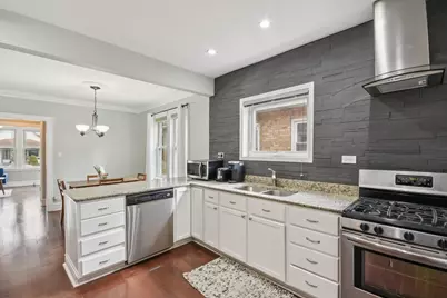 2928 N Rutherford Avenue, Chicago, IL 60634 - Photo 6