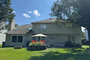 2511 Wild Timothy Rd, Naperville, IL 60564 - Photo 4