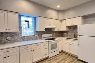 6810 S Calumet Ave, Chicago, IL 60637 - Photo 4