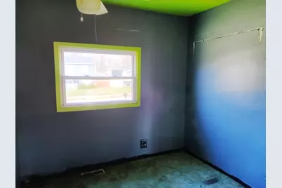 547 Redwood Road, Bolingbrook, IL 60440 - Photo 16