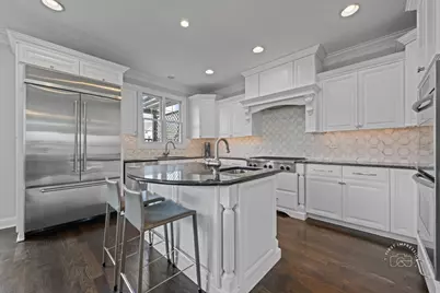 305 N Fremont Street, Naperville, IL 60540 - Photo 18