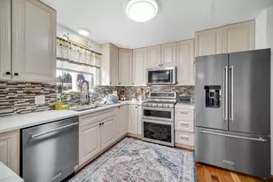 504 Pheasant Chase Dr, Bolingbrook, IL 60490 - Photo 6