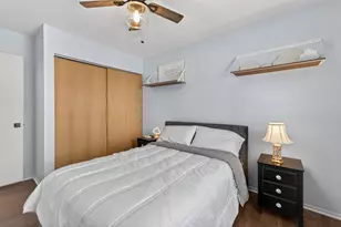 37 Monterey Dr, Vernon Hills, IL 60061 - Photo 18